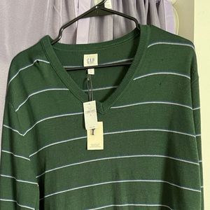 (Offers) Men’s green sweater NWT GAP striped sweater 100% wool sweater size XL